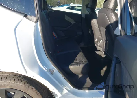 2021 Tesla Model Y Long Range Dual Motor All-Wheel Drive из США, поврежденный, VIN 5YJYGDEE5MF108132